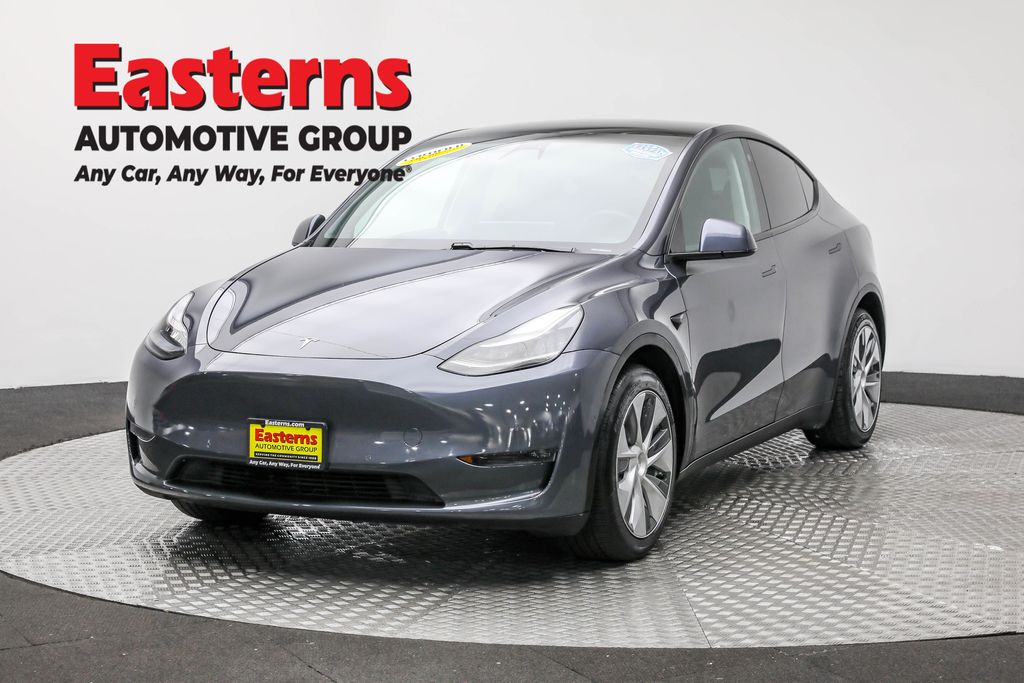 2021 Tesla Model Y Long Range's photo