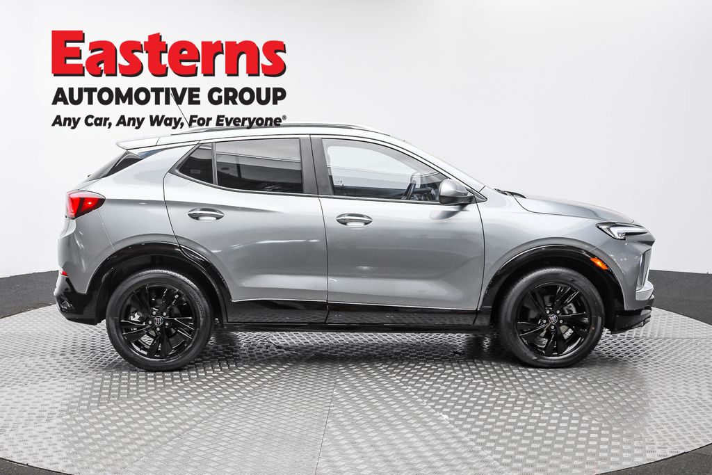2024 Buick Encore GX Sport Touring photo 4