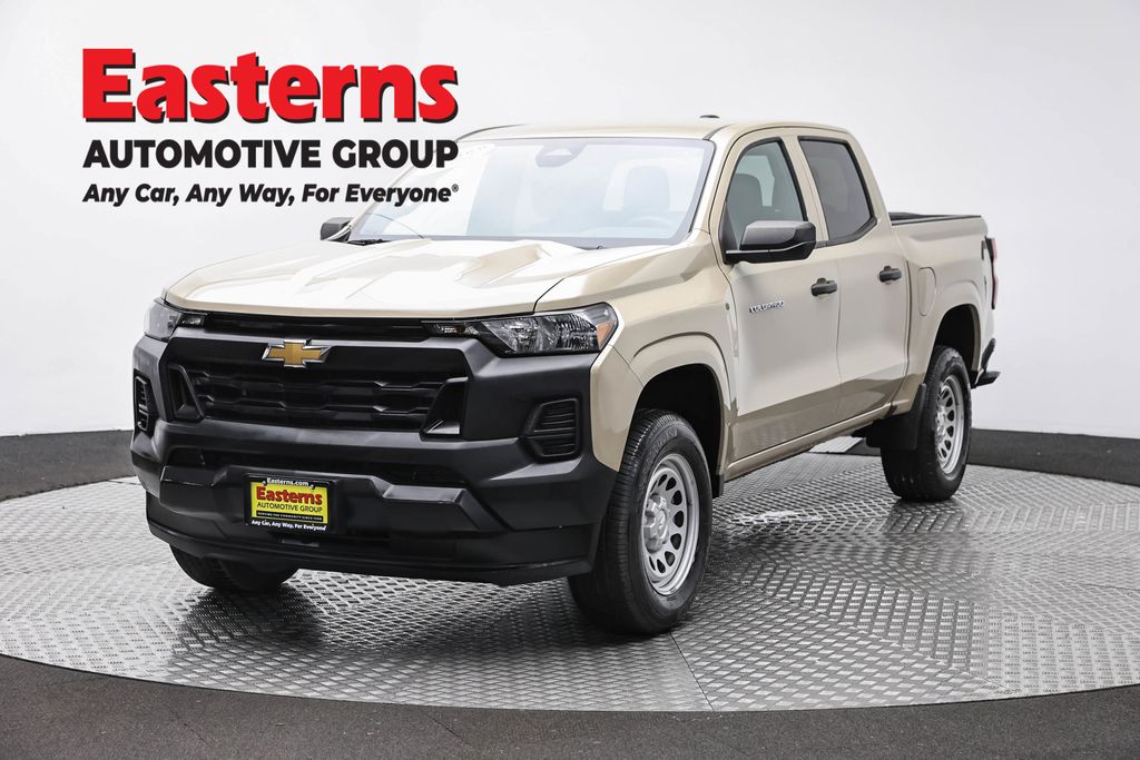 2023 Chevrolet Colorado 2WD Work Truck Crew Cab Short Box's photo