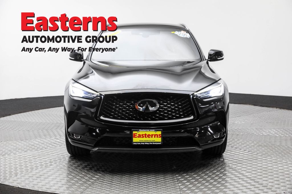 2022 Infiniti QX50 Luxe photo 2