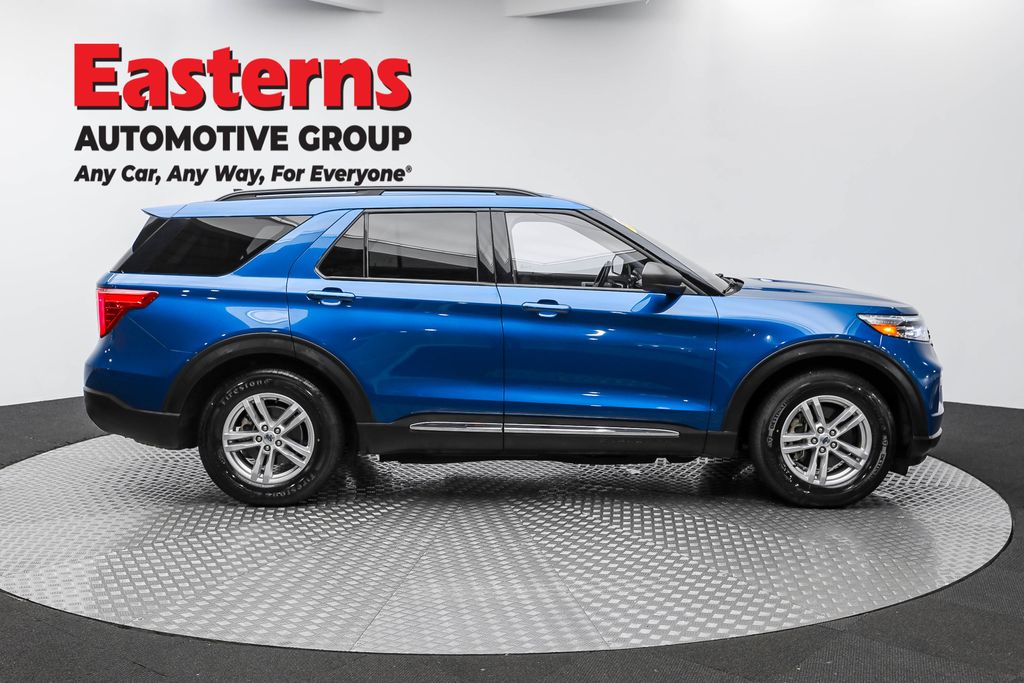 2022 Ford Explorer XLT photo 4