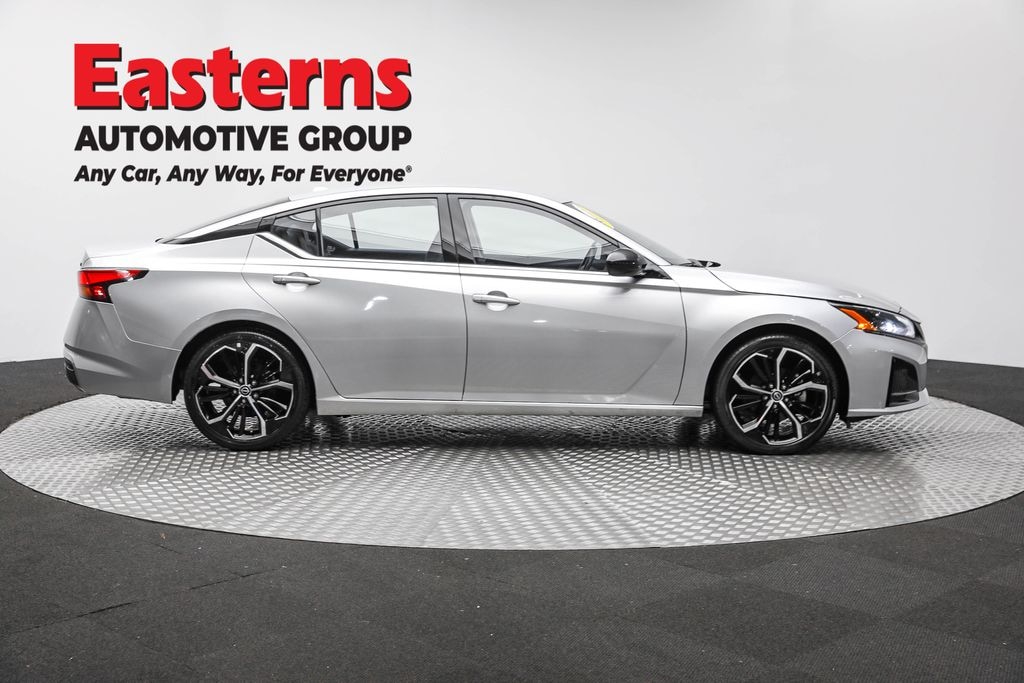 Used 2023 Nissan Altima 2.5 SR Sedan