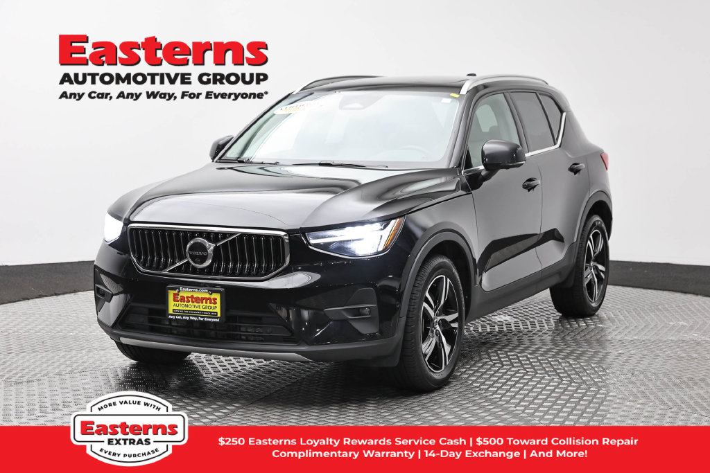 2023 Volvo XC40 Plus