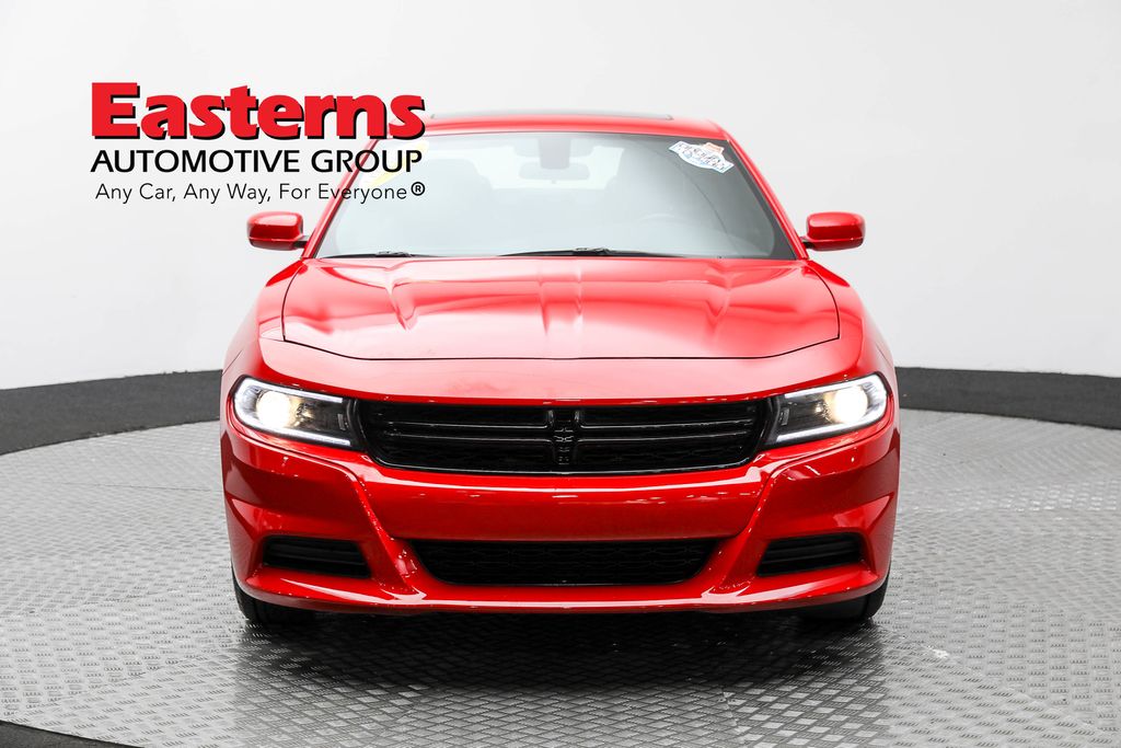 2022 Dodge Charger SXT photo 2