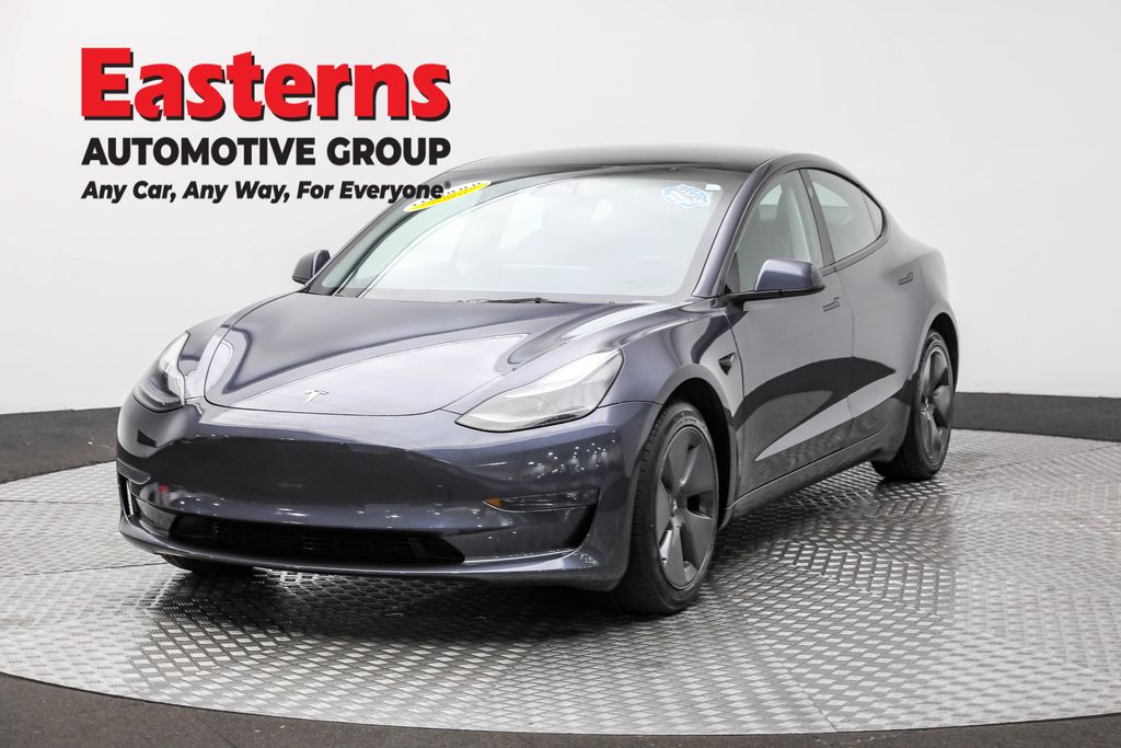 2023 Tesla Model 3 Base's photo