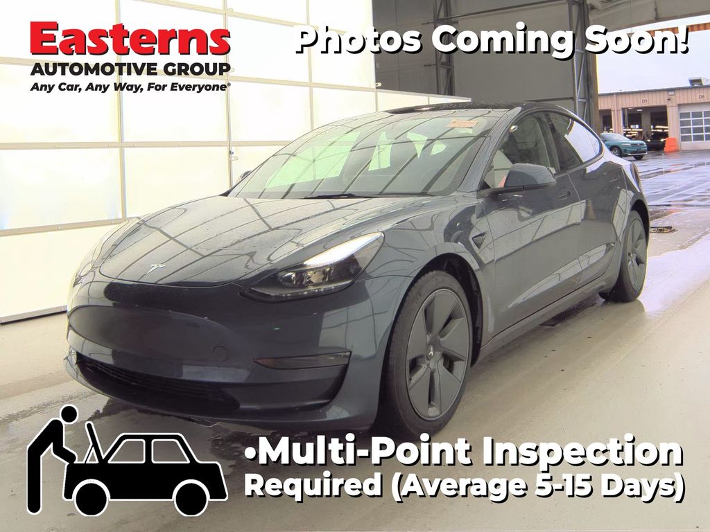 2023 Tesla Model 3 -'s photo