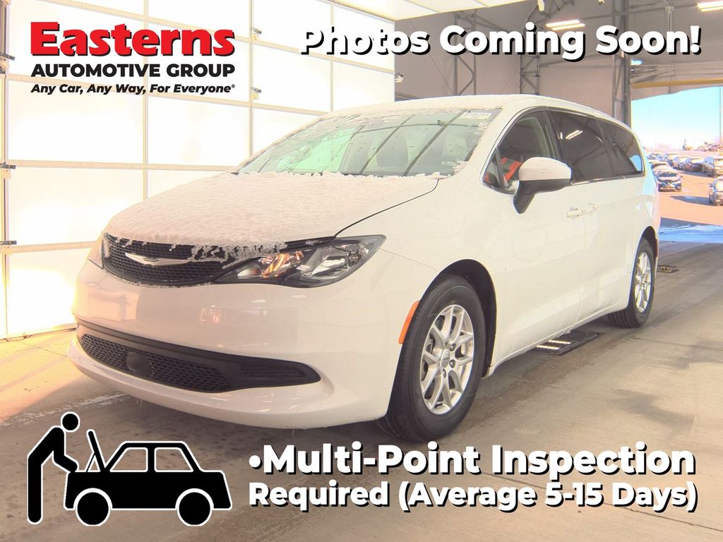 2023 Chrysler Voyager LX Minivan/Van's photo