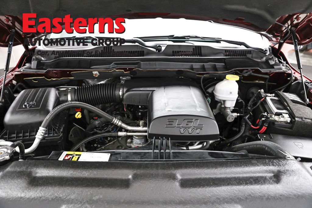 2024 RAM Ram 1500 Classic SLT - Photo 7