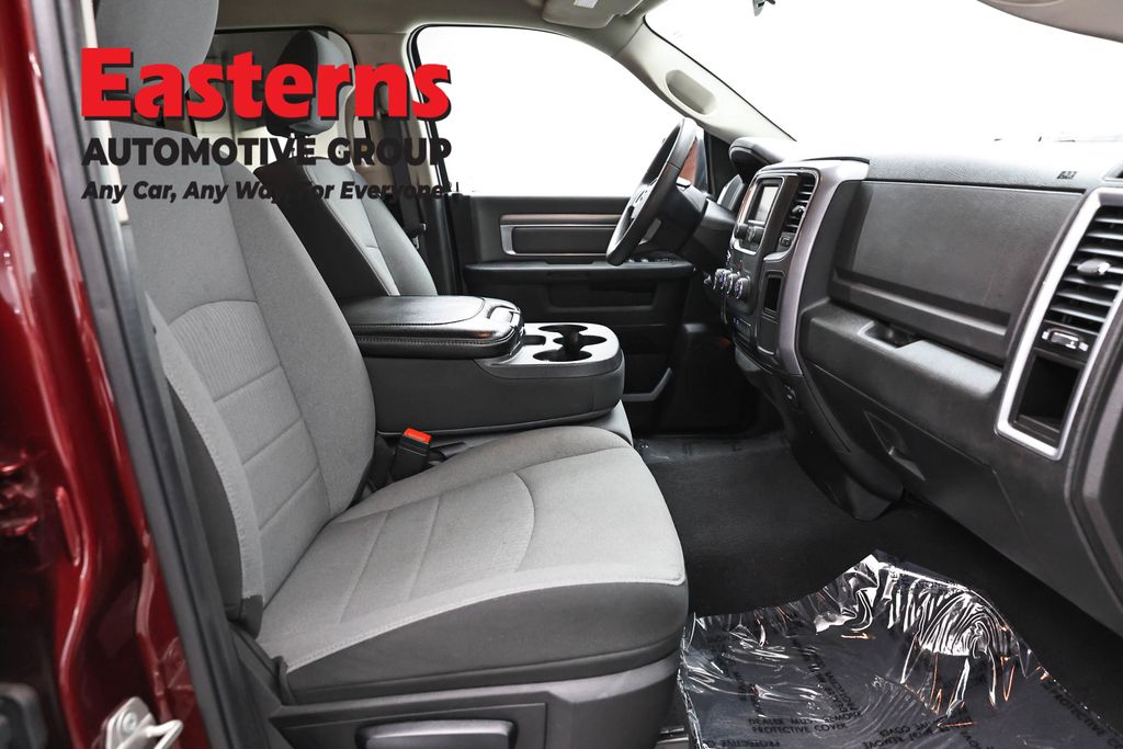 2024 RAM Ram 1500 Classic SLT - Photo 22