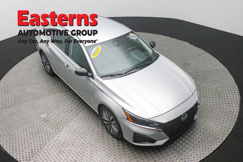 2024 Nissan Altima 2.5 SV photo 3