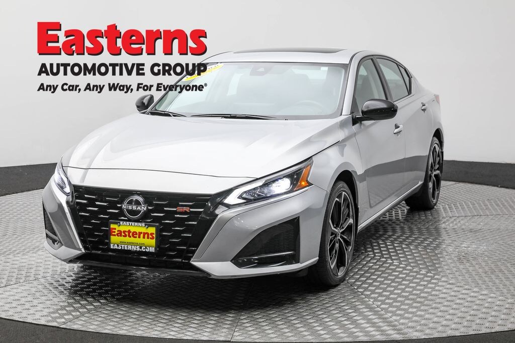 Used 2023 Nissan Altima 2.5 SR Sedan