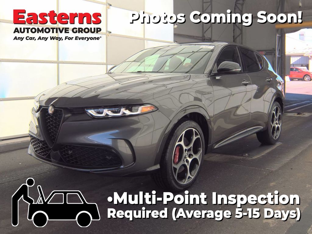 2024 Alfa Romeo Tonale Veloce's photo