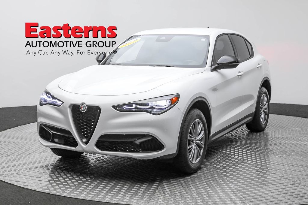 2024 Alfa Romeo Stelvio