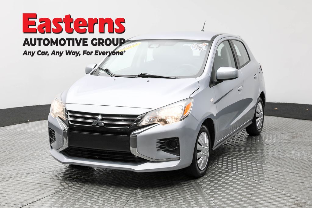 2022 Mitsubishi Mirage ES's photo