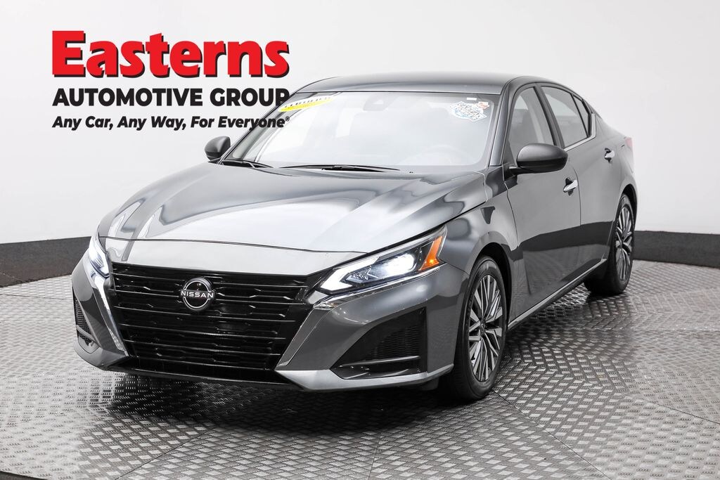 Used 2024 Nissan Altima 2.5 SV Sedan
