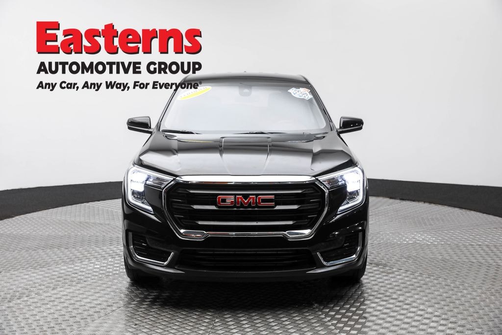 Used 2024 GMC Terrain SLE SUV