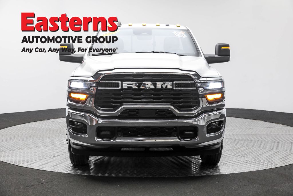 2025 RAM Ram 3500 Pickup Tradesman - Photo 2