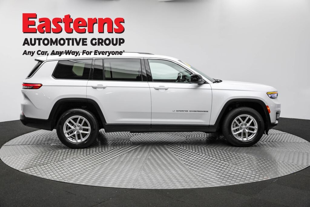 Used 2023 Jeep Grand Cherokee L Laredo SUV