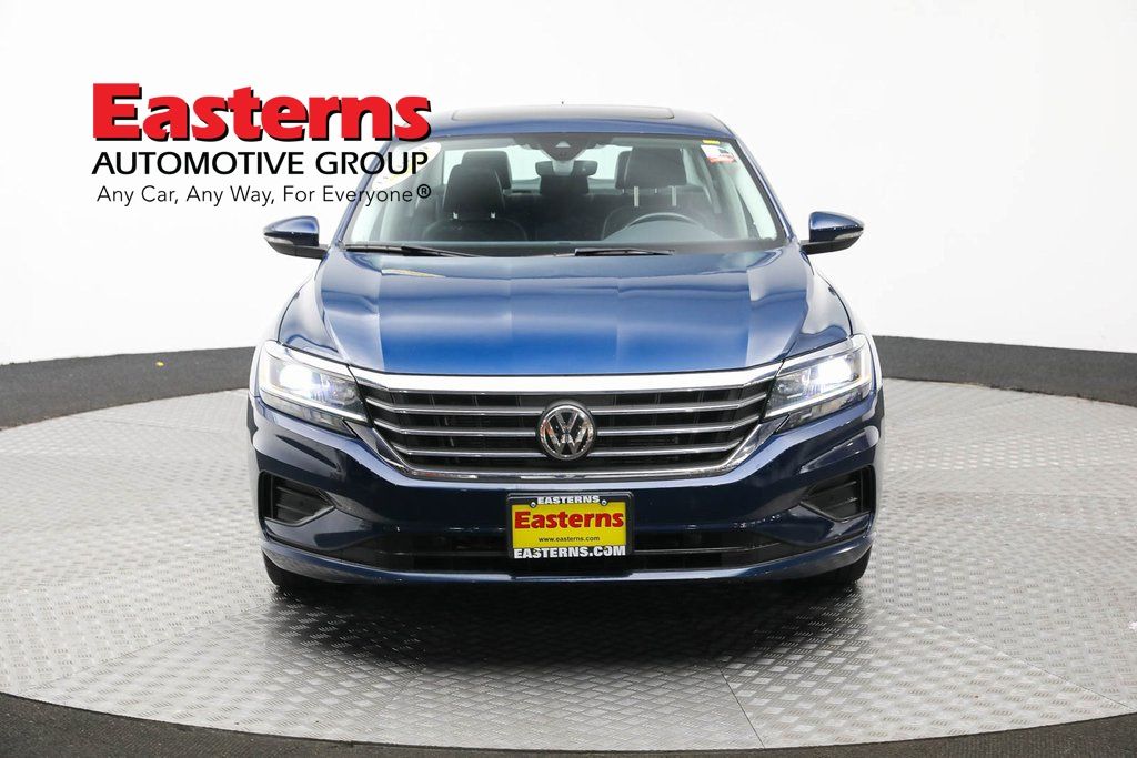 2020 Volkswagen Passat 2.0T SEL photo 2