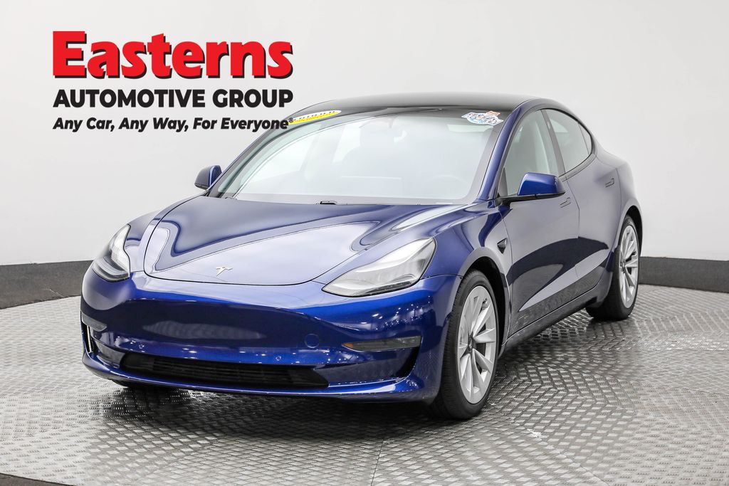 2021 Tesla Model 3 Base's photo