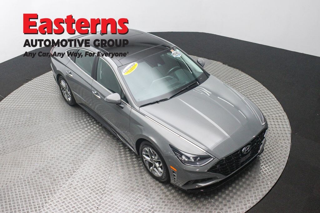 Used 2022 Hyundai Sonata SEL Sedan