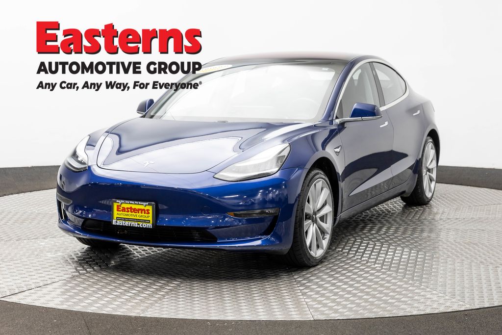 2018 Tesla Model 3 -'s photo