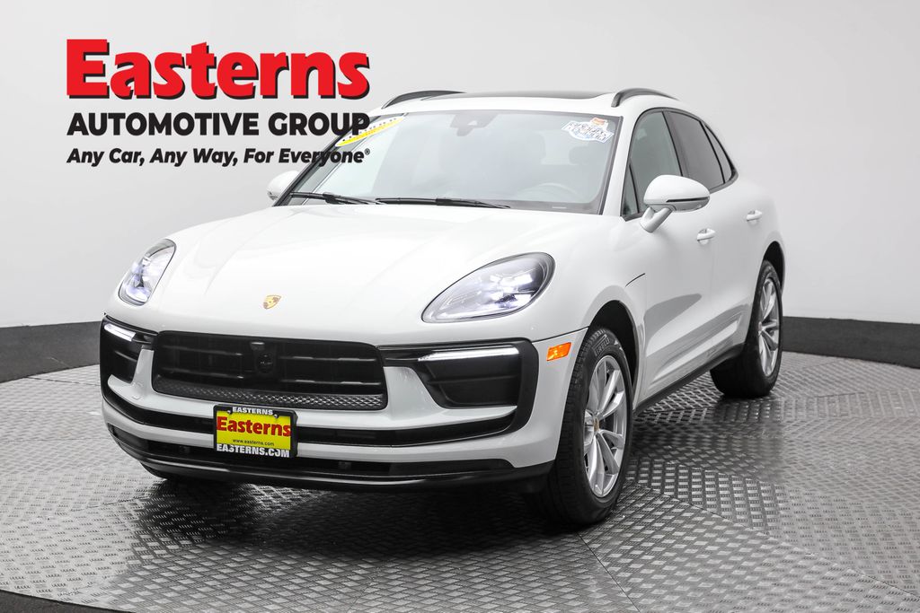 2023 Porsche Macan T