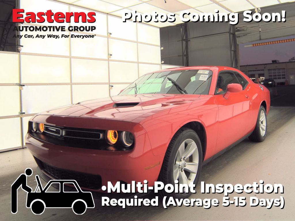 2023 Dodge Challenger SXT's photo