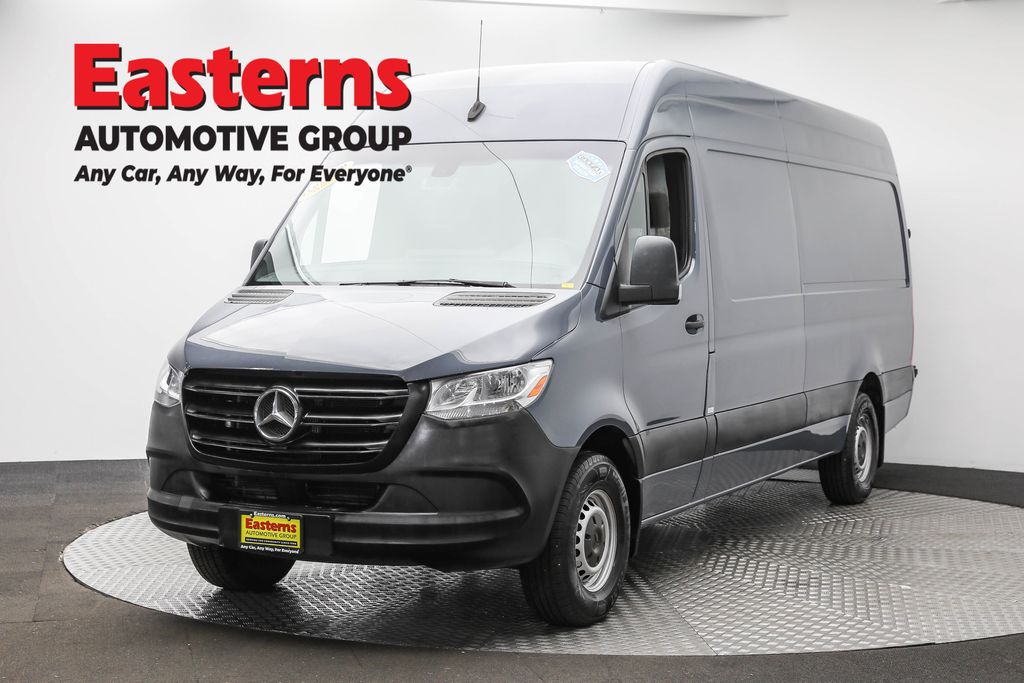 2019 Mercedes-Benz Sprinter Crew Van Base