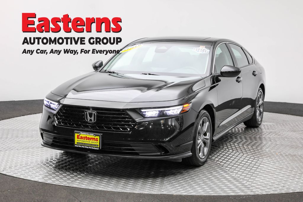 2024 Honda Accord EX's photo