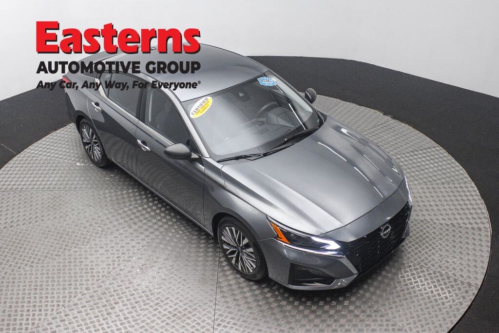 Used 2024 Nissan Altima 2.5 SV Sedan