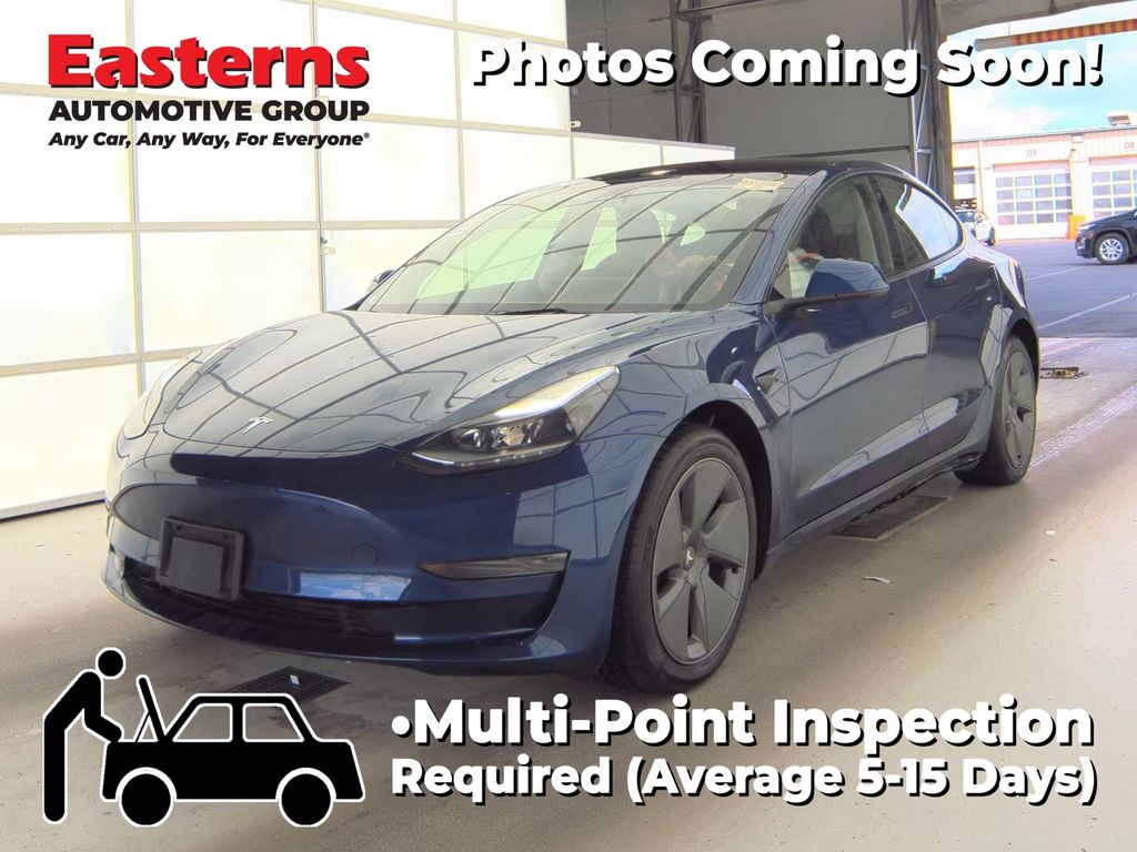 2023 Tesla Model 3 -'s photo