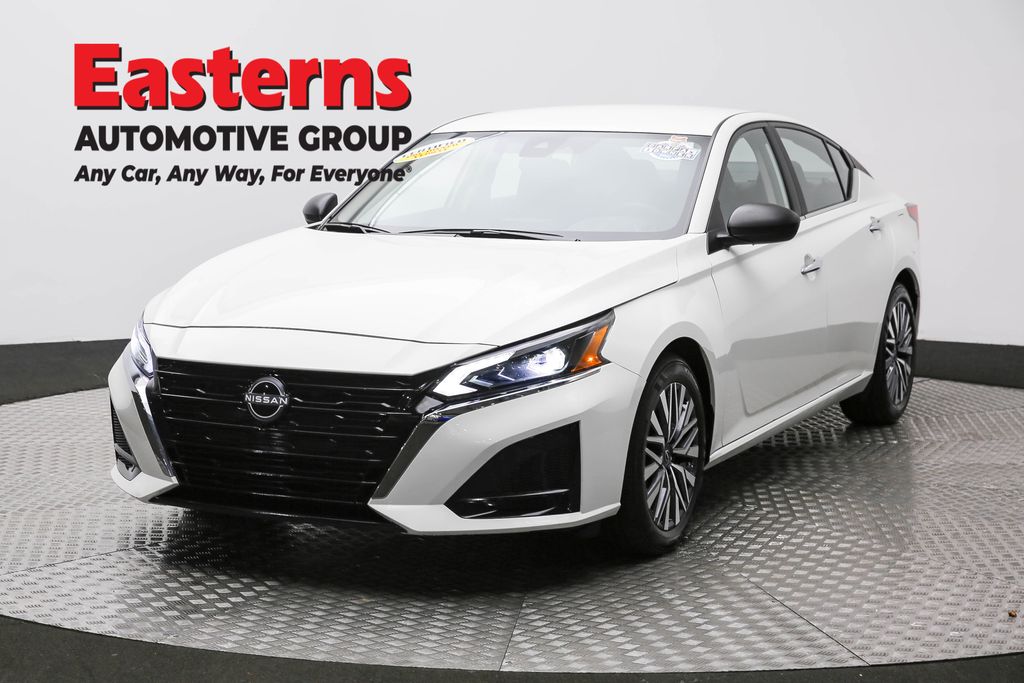 2025 Nissan Altima SV