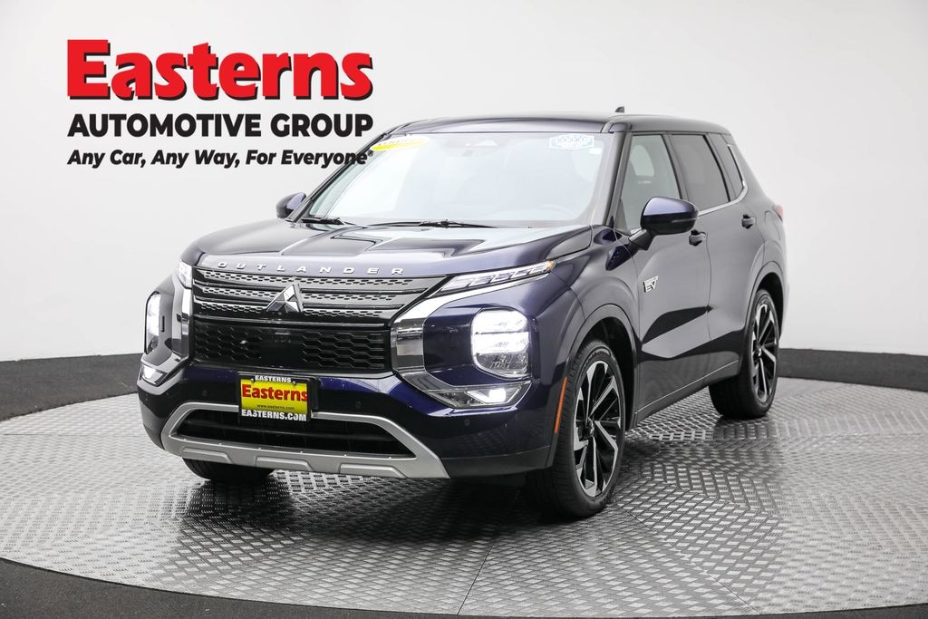 Used 2023 Mitsubishi Outlander Phev SE SUV