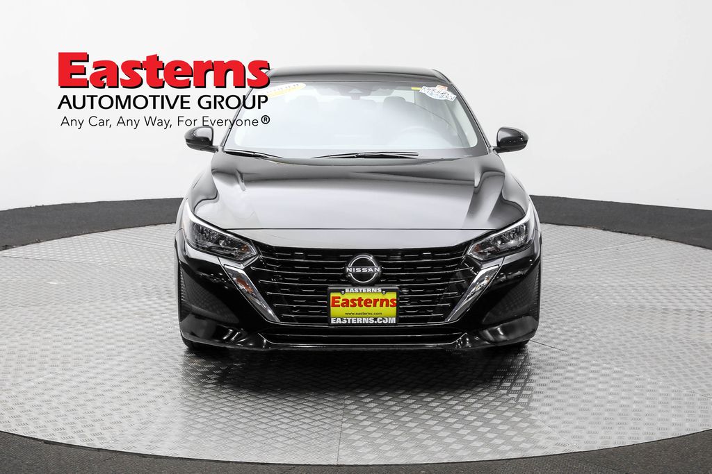 2025 Nissan Sentra SV photo 2
