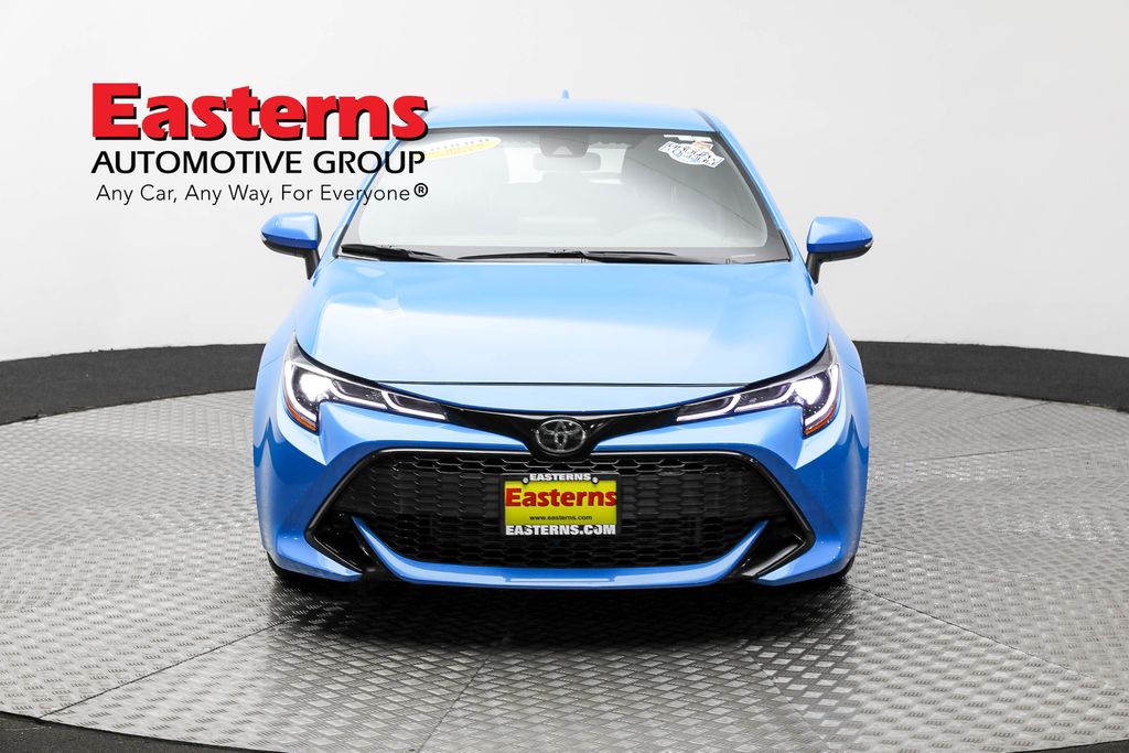 2022 Toyota Corolla SE photo 2
