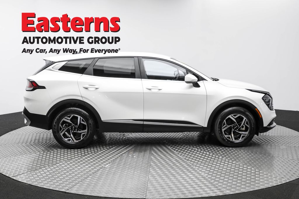 2024 Kia Sportage LX photo 4