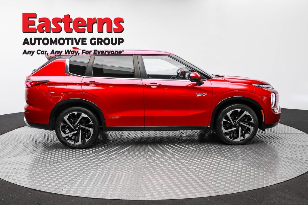 Used 2023 Mitsubishi Outlander Phev SE SUV