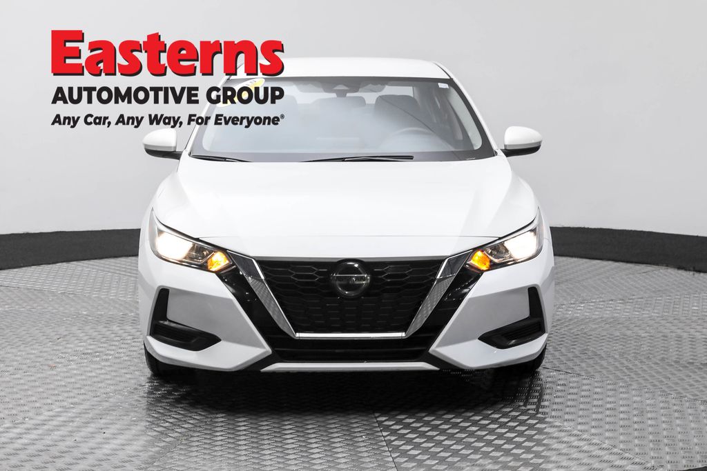 2021 Nissan Sentra SV photo 2