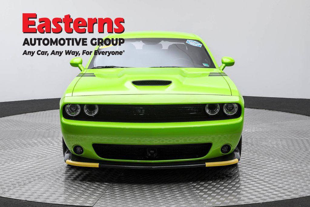 2023 Dodge Challenger R/T photo 2