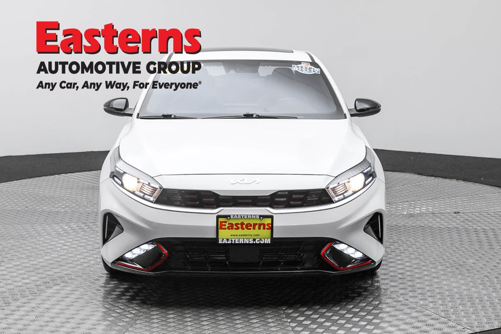 2022 Kia Forte GT-Line photo 2