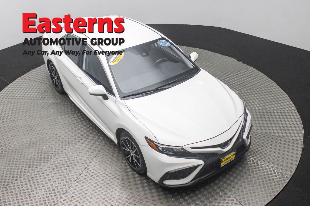 Used 2024 Toyota Camry SE Sedan