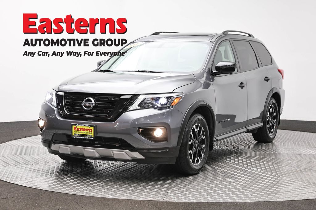2020 Nissan Pathfinder SL 4WD's photo