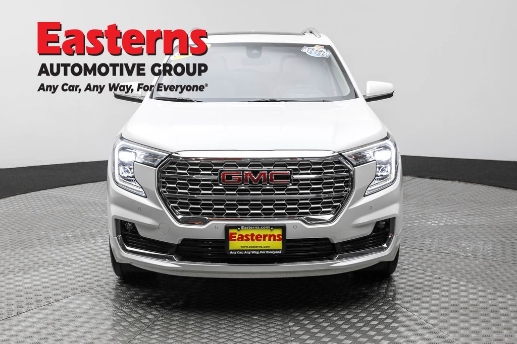 2023 Gmc Terrain Denali photo 2