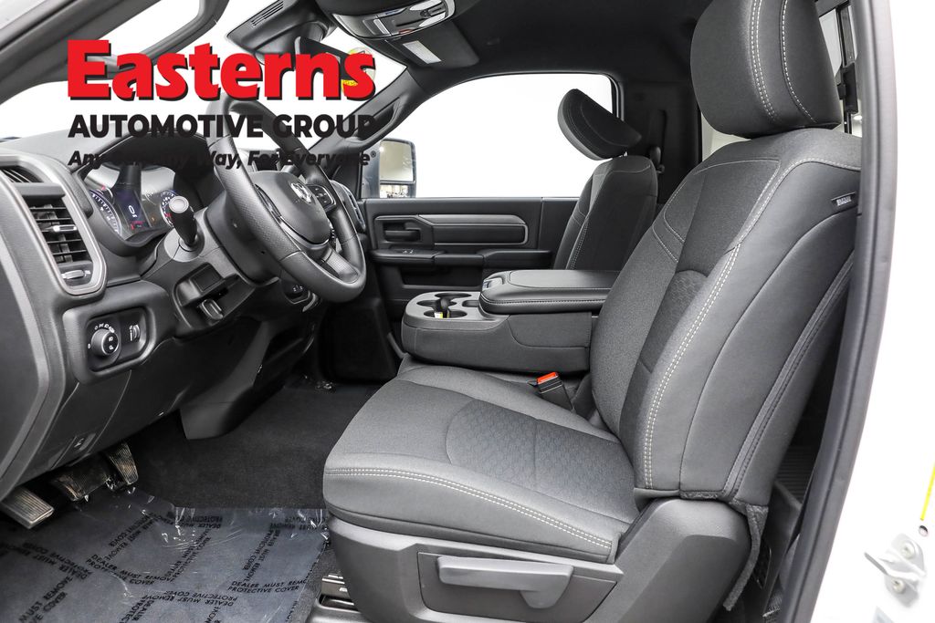 2025 RAM Ram 3500 Pickup Tradesman - Photo 14