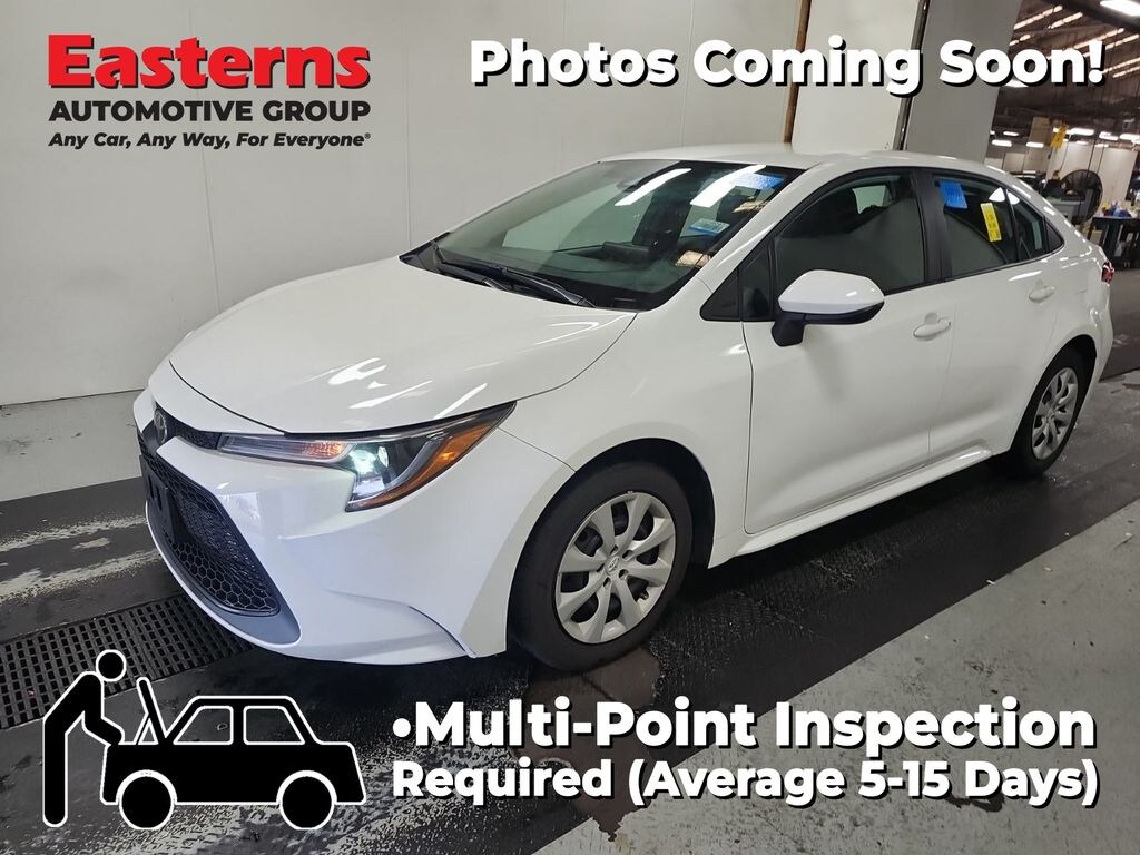 Used 2022 Toyota Corolla LE Sedan