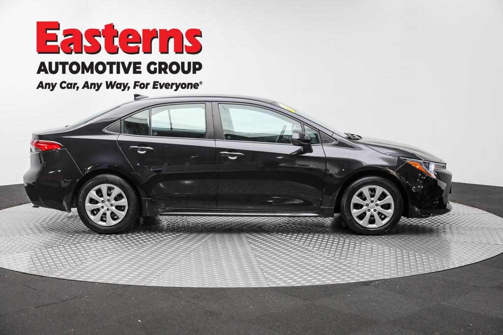 Used 2022 Toyota Corolla LE Sedan
