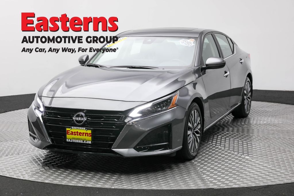 2024 Nissan Altima SV