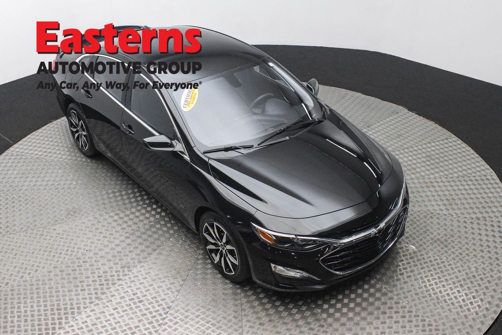 2022 Chevrolet Malibu RS photo 3