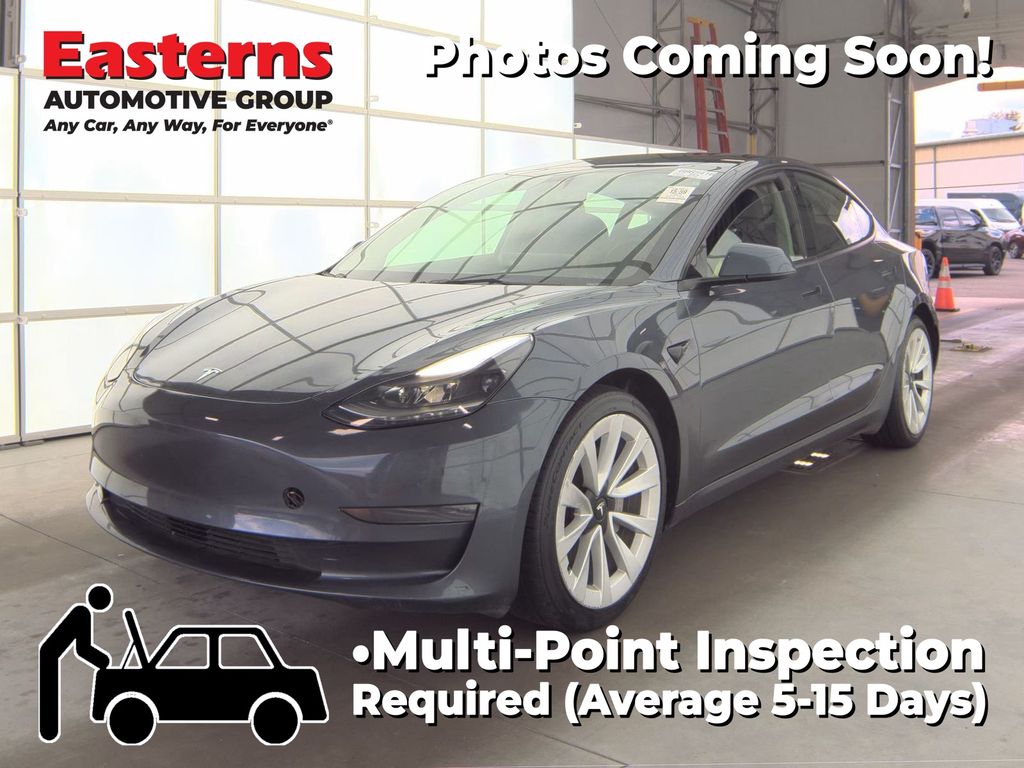 2023 Tesla Model 3 -'s photo